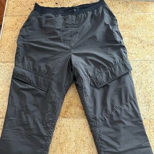 Used essential cargos